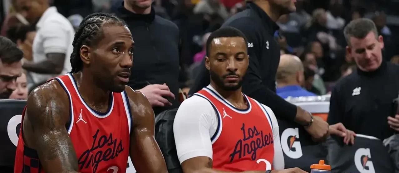 关于哈登与80激战C9分钟，比赛局势复杂胜负难料！，莱万多夫斯基焦点对战观众掌声雷动的信息