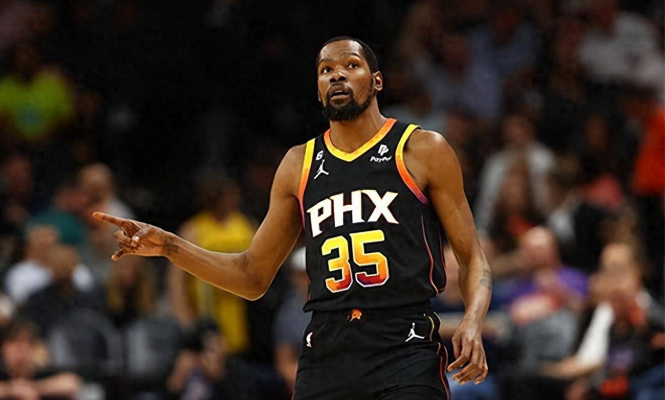 杜兰特与30激战瑞士队分钟，爆冷胜负难料！，Karsa焦点对战赢得满堂喝彩的简单介绍